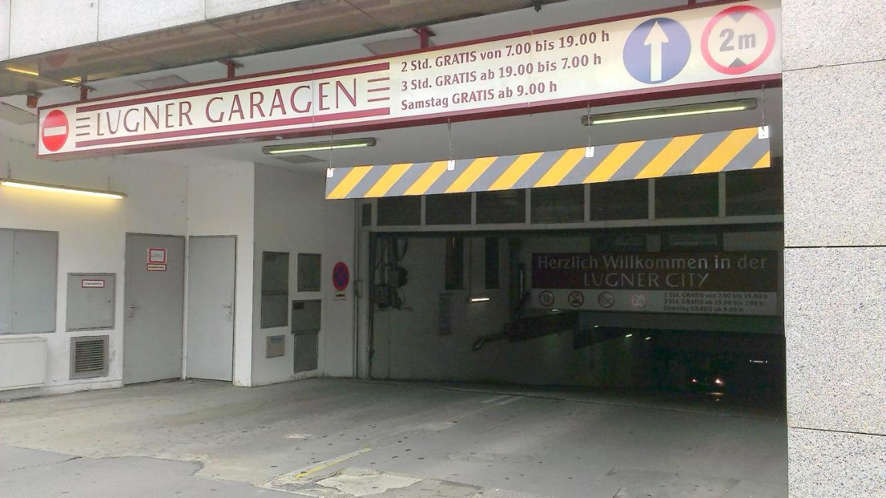 Zentral Direkt An U-bahn Station Appartement *